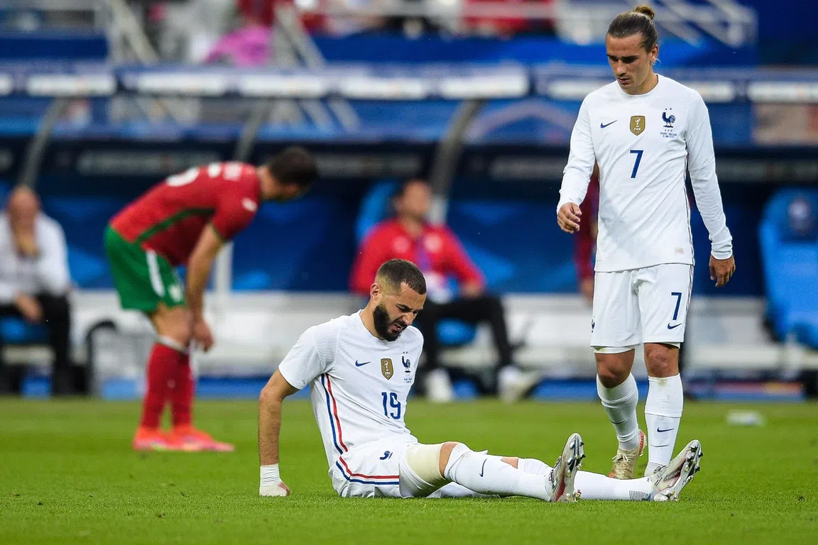 Franse fans zien beauty Griezmann, blessure Benzema en glansrol Giroud