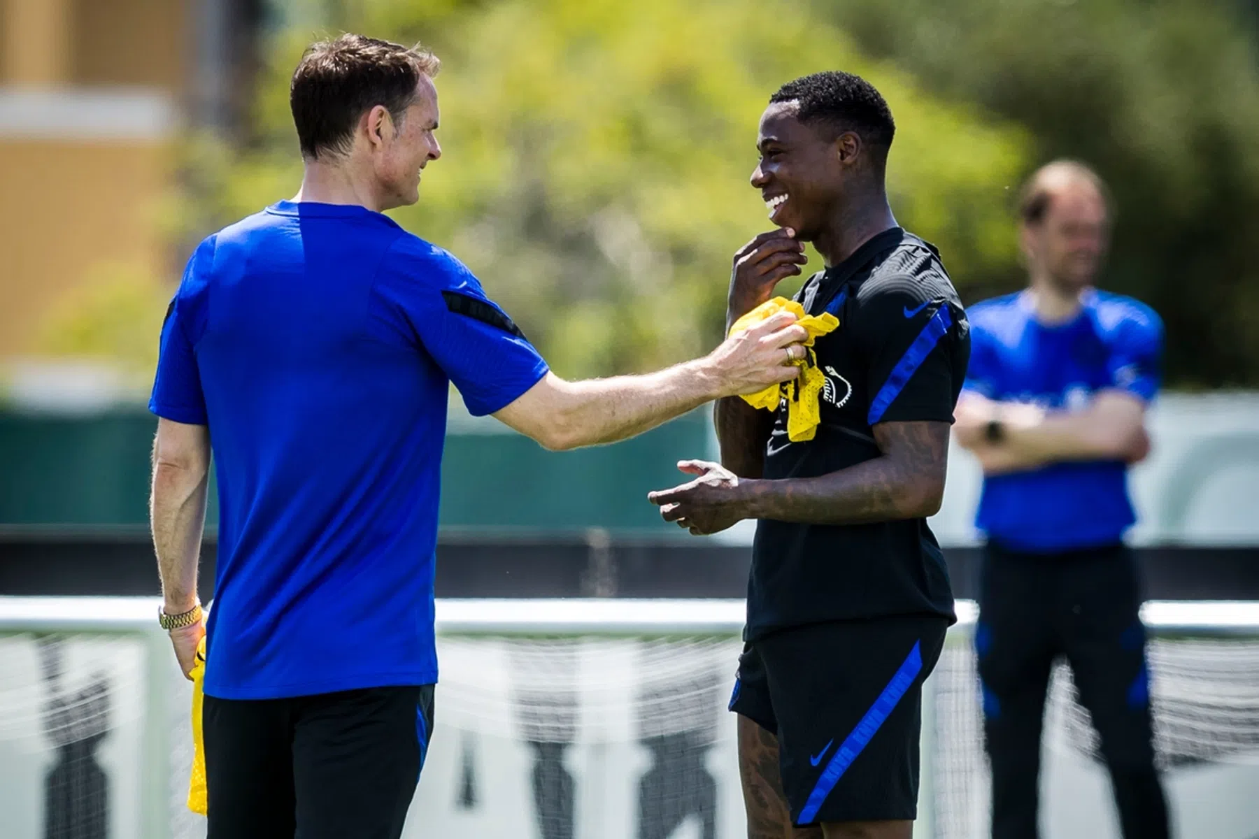 'Strafzaak Promes dreigt toch schaduw te werpen over EK-start Oranje'