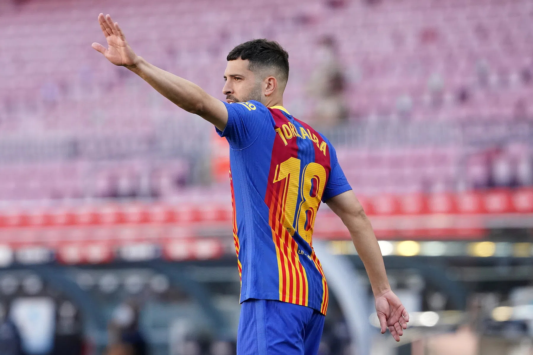 Jordi Alba blij met Barça-ontwikkelingen: 'Koeman verdient het te blijven'