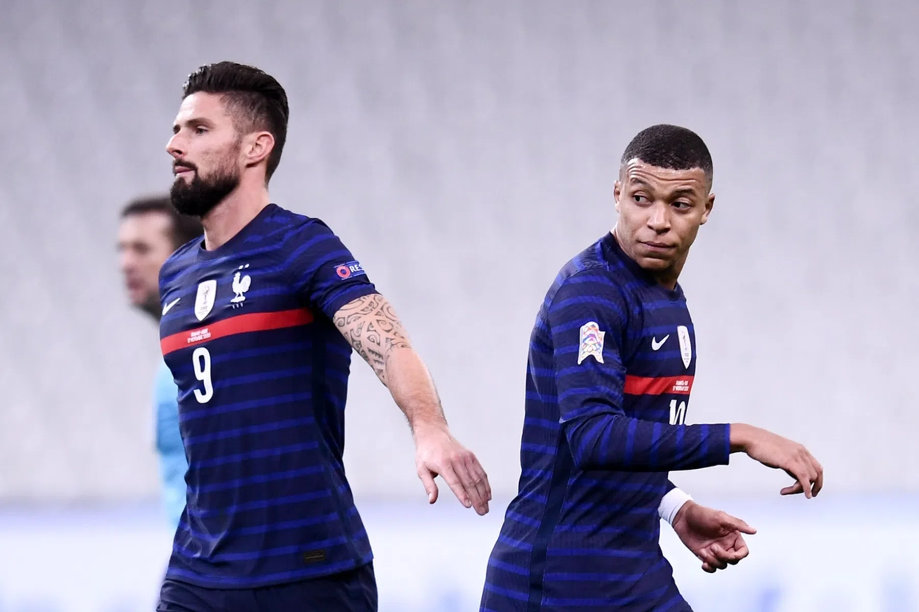 Relletje bij Les Bleus: Mbappé gepikeerd door Giroud