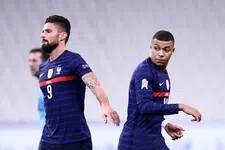 Thumbnail for article: Relletje bij Les Bleus: Mbappé gepikeerd door Giroud