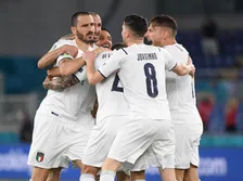 Thumbnail for article: Italië schrijft EK-historie, Immobile evenaart Balotelli