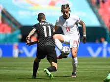 Thumbnail for article: Engeland profiteert van meesterzet Bielsa: de Yorkshire Pirlo schittert