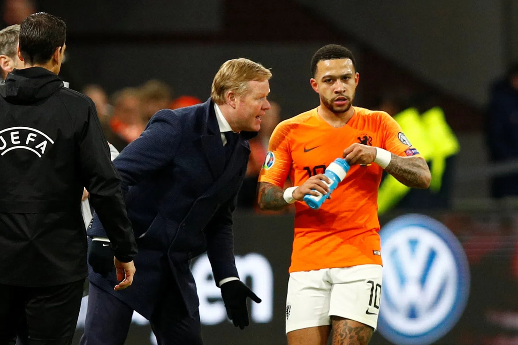 Koeman kan Memphis bijna begroeten bij Barça: 'Ziet er goed uit'