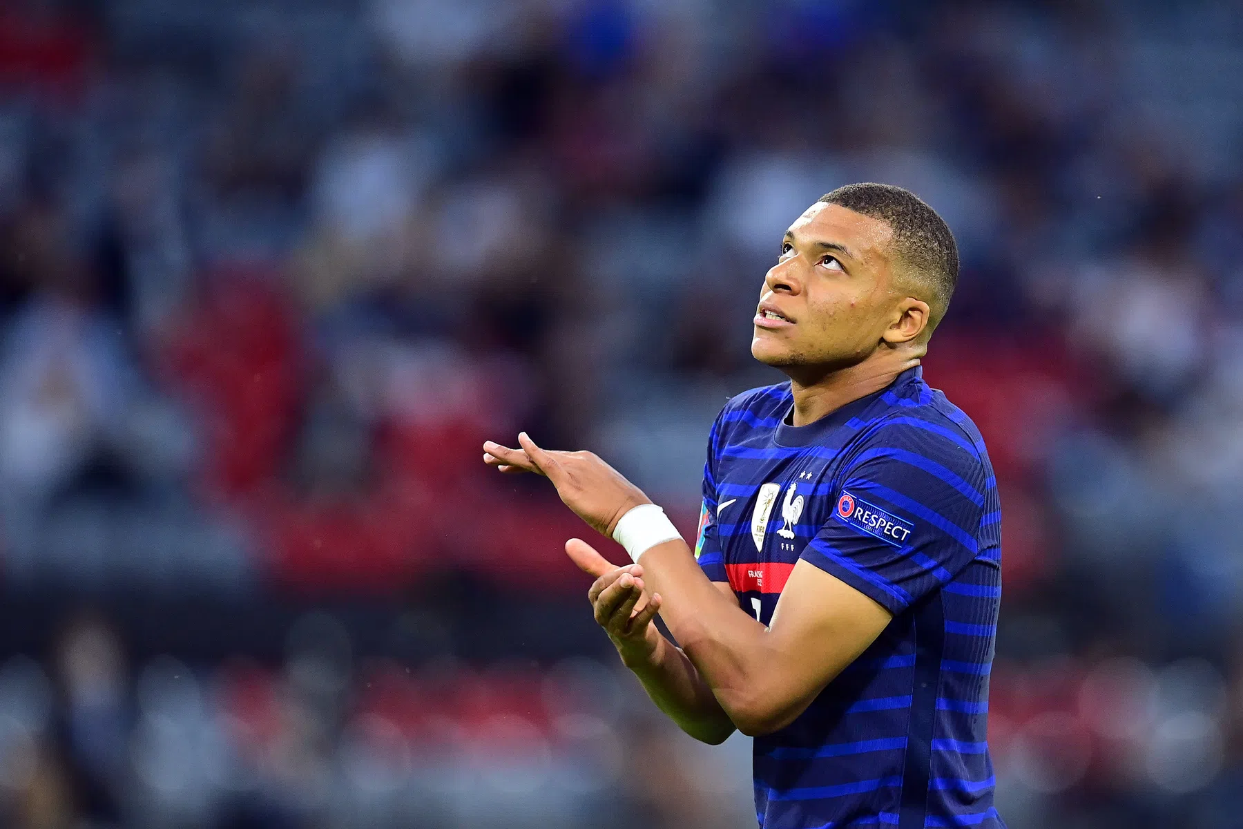 De razendsnelle sprint van Mbappé: komt hij in de buurt van Bolt?