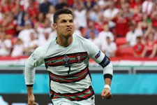 Thumbnail for article: 'Coca cola-killer' Ronaldo nadert het paradijs: 'Het beest is wakker'