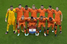 Thumbnail for article: VI Discussie: moet De Boer spelers sparen tegen Noord-Macedonië?