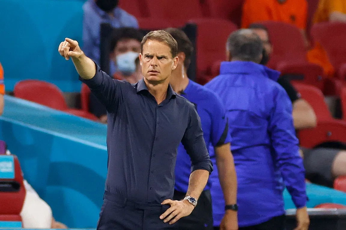 De Boer onthult: 'Al in Portugal begonnen met trainen op penalty's'