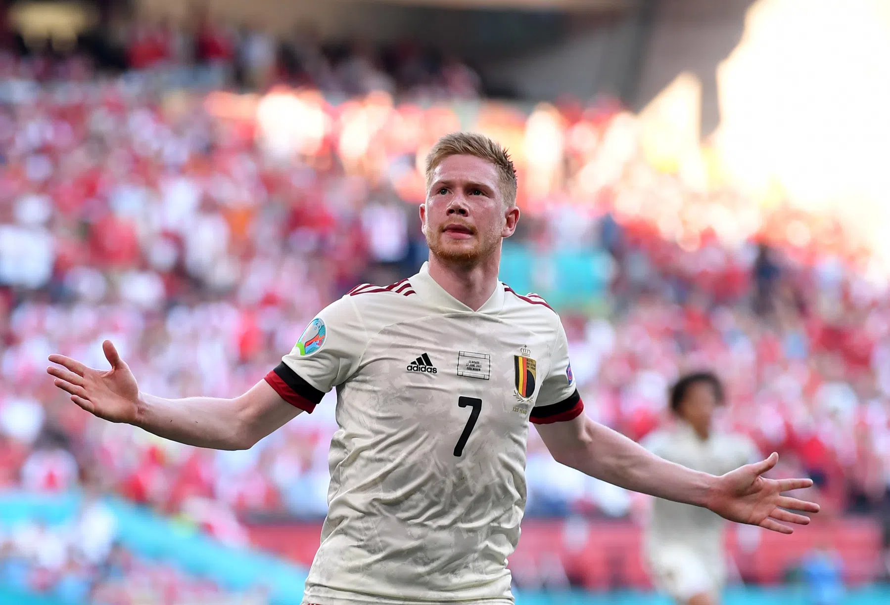 De Bruyne wil Gouden Bal-geruchten waarmaken op historische dag Finland 