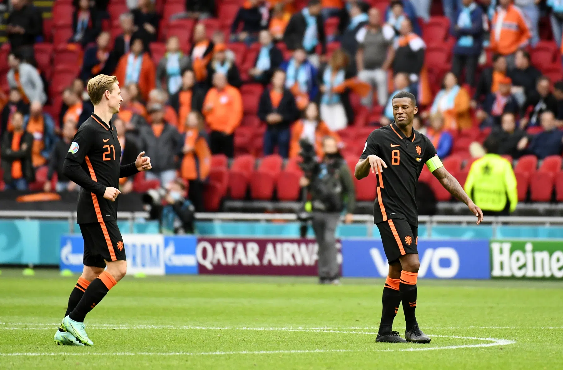 Tussenrapport Oranje: De Jong en Wijnaldum blinken uit in groepsfase