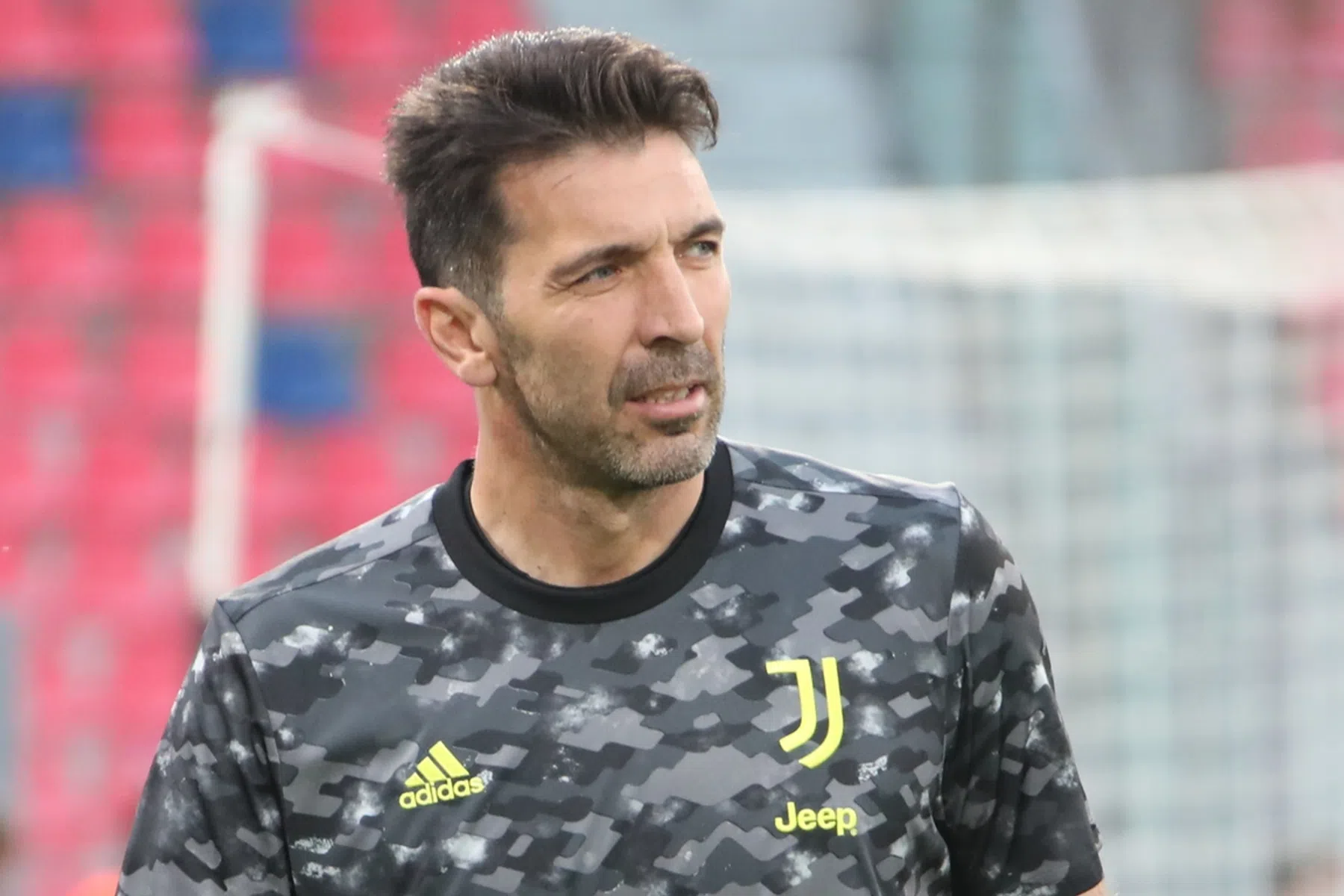 Buffon over keuze voor Parma: 'Anders had ik mezelf voor schut gezet'