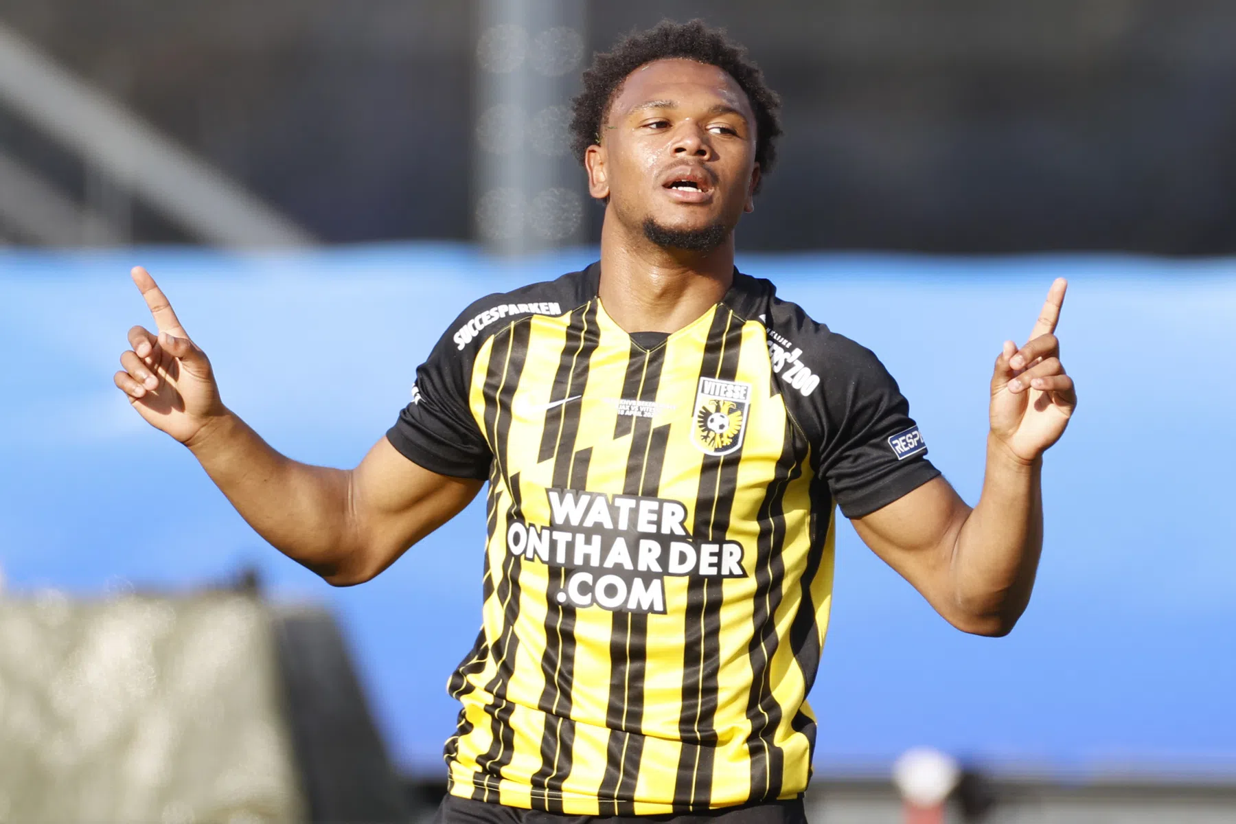 Vitesse en Club Brugge zijn eruit: Openda blijft in Arnhem
