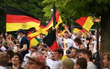 Thumbnail for article: Uitgeklede krakers: ook geen Duitse en Italiaanse fans op Wembley