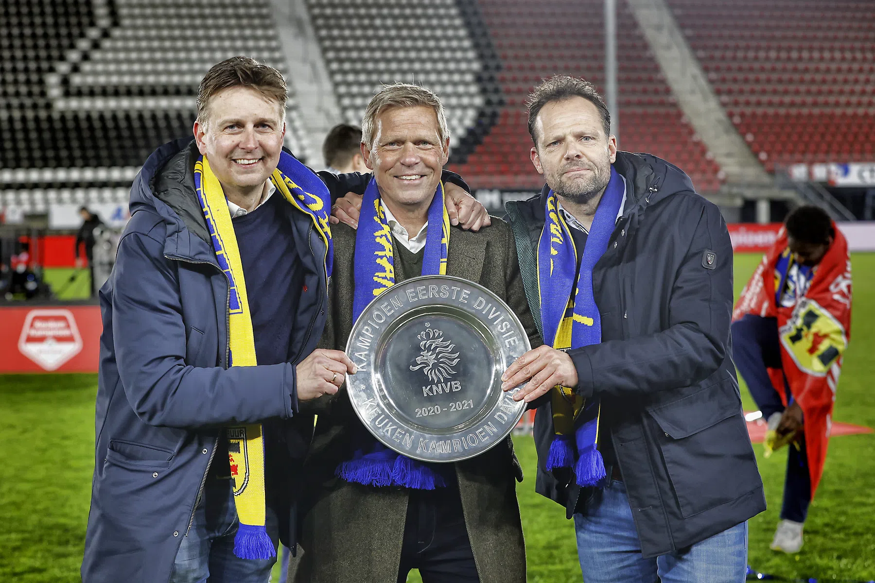 SC Cambuur besluit roerige bestuurlijke fase met binden directie