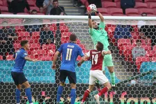 Thumbnail for article: Goal Van de Beek als startpunt: Italië verbreekt legendarisch record