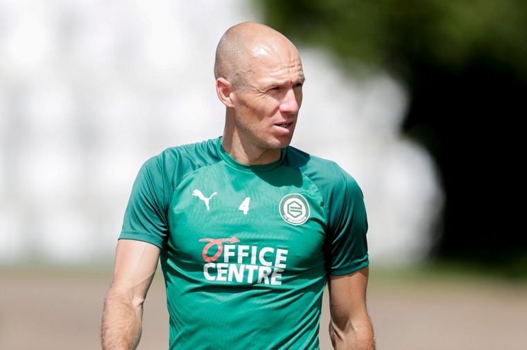 Robben mist eerste training FC Groningen