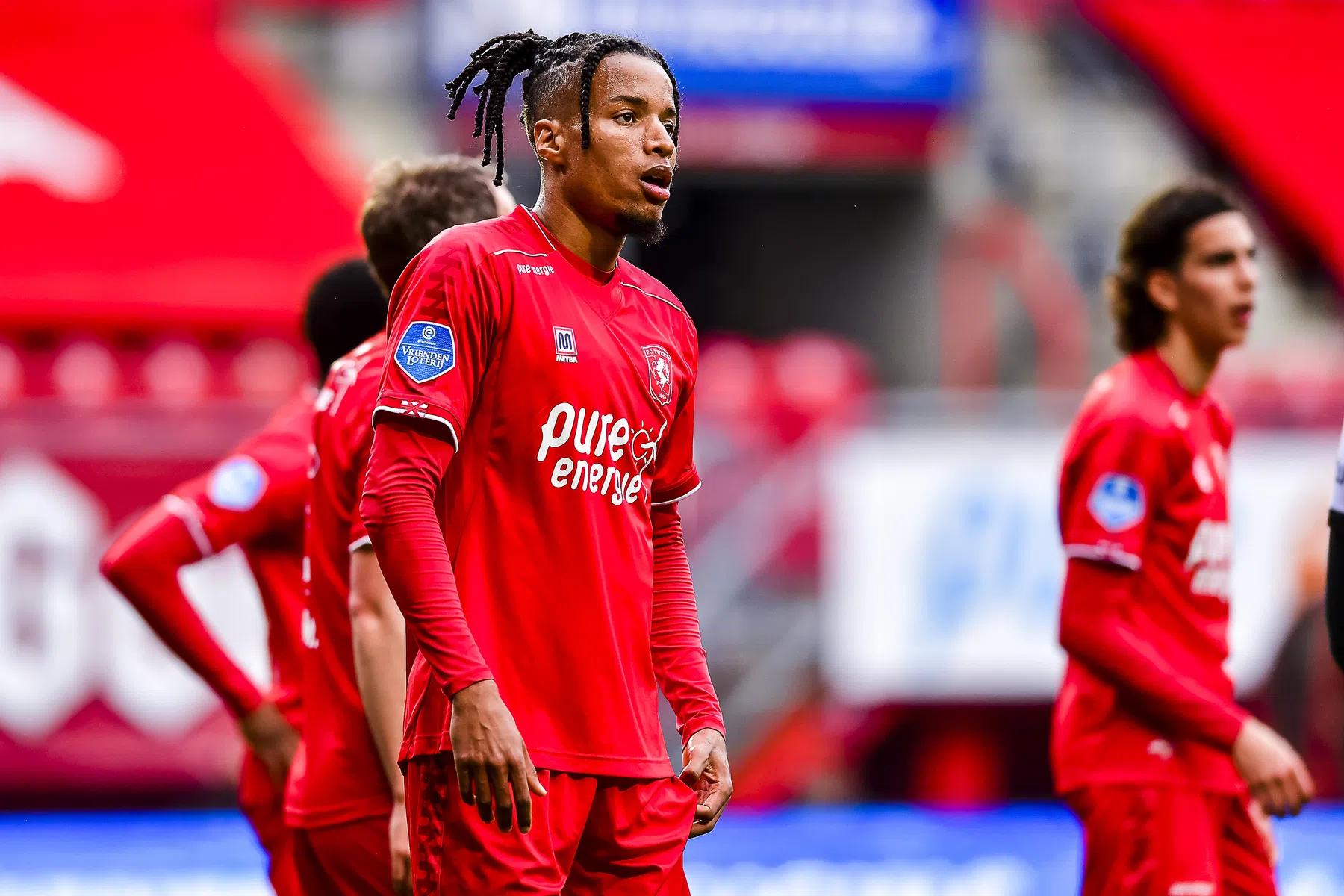 Ebuehi na FC Twente-exit aan de slag in de Serie A