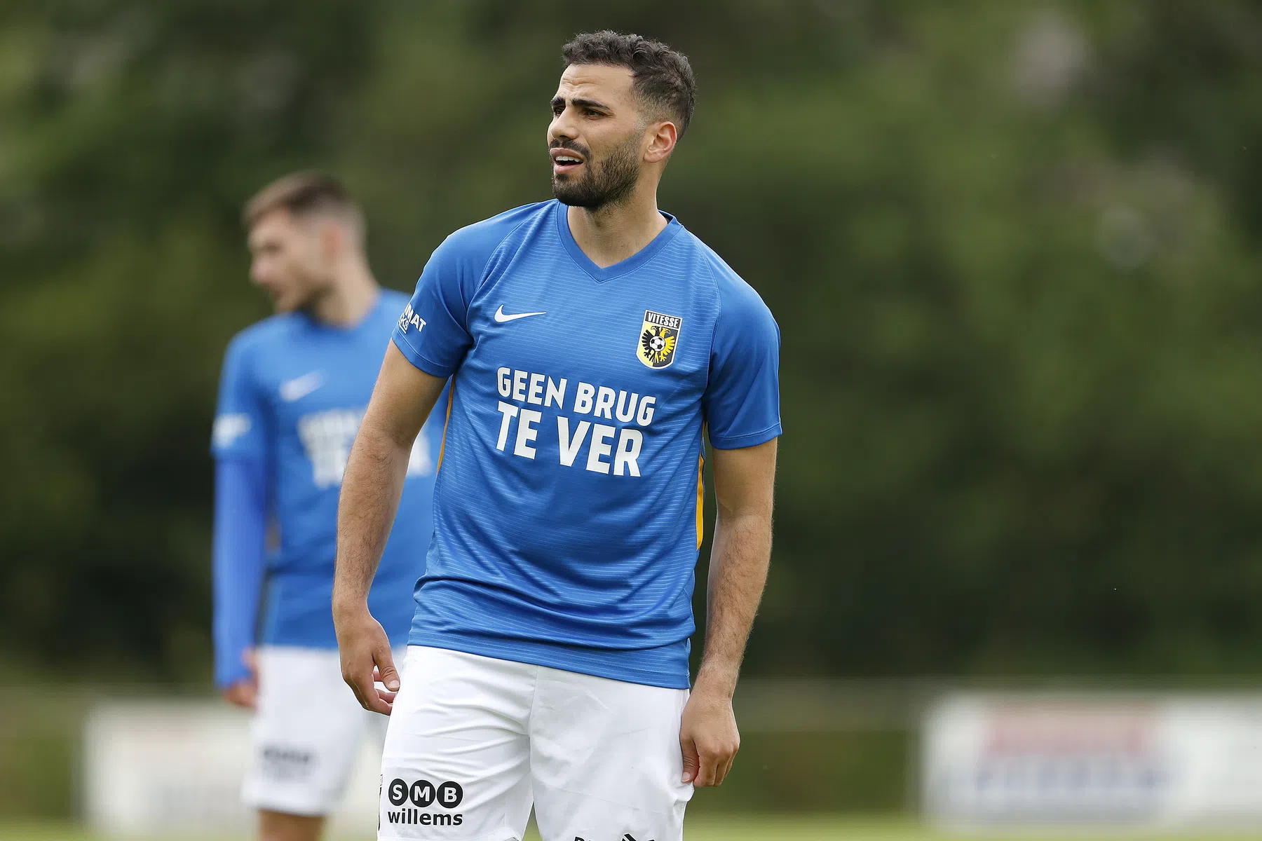 Vitesse kent mét Tannane en Bazoer valse start van voorbereiding