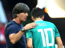 Thumbnail for article: Löw spreekt bij afscheid wens uit over de open wond Özil