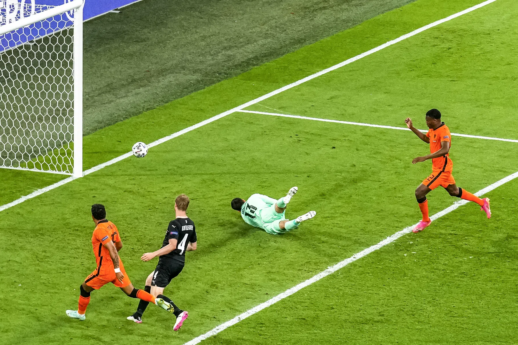 Euro 2020 nader bekeken: dit is niet het EK van de driemansdefensie