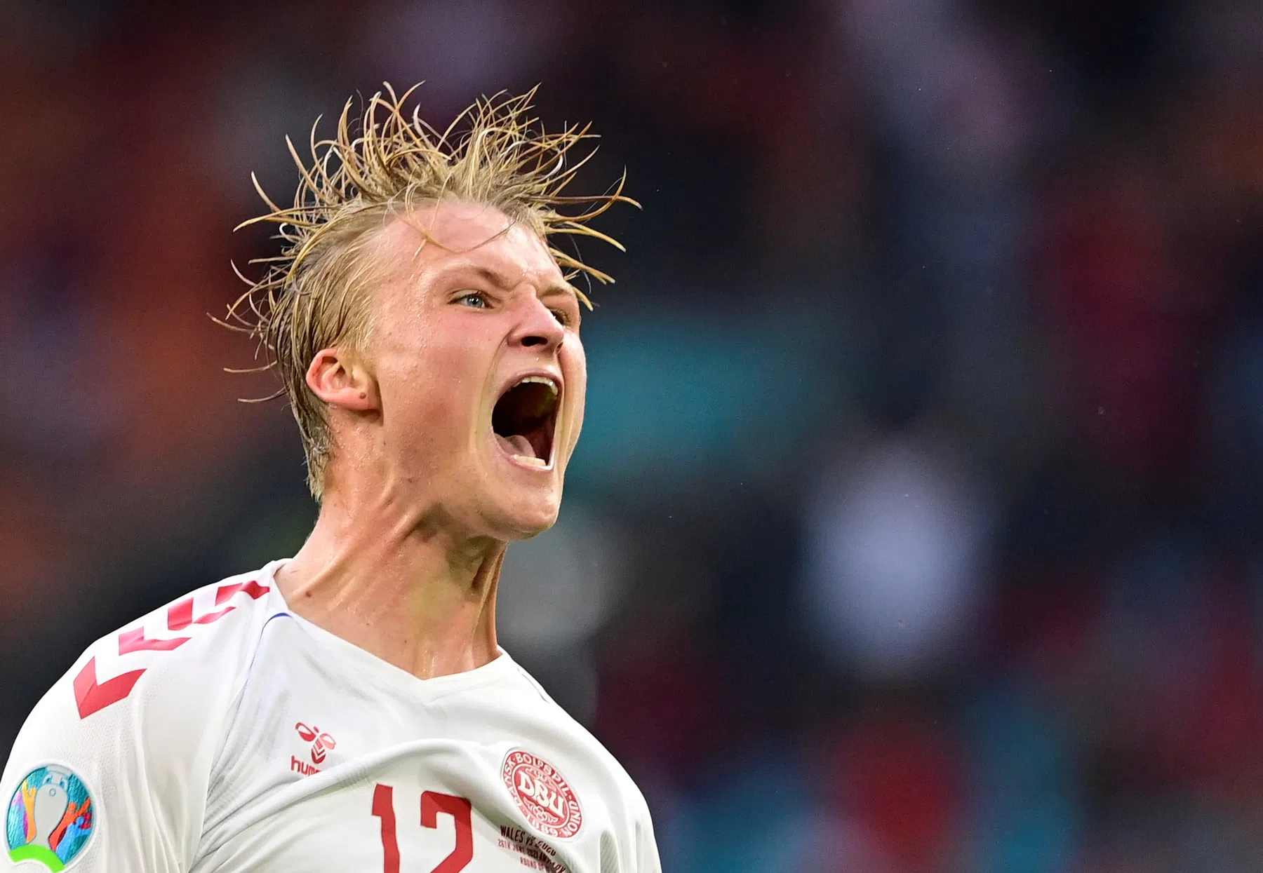Hoofdrol Dolberg: ex-Ajacied rondt prachtaanval Denemarken af