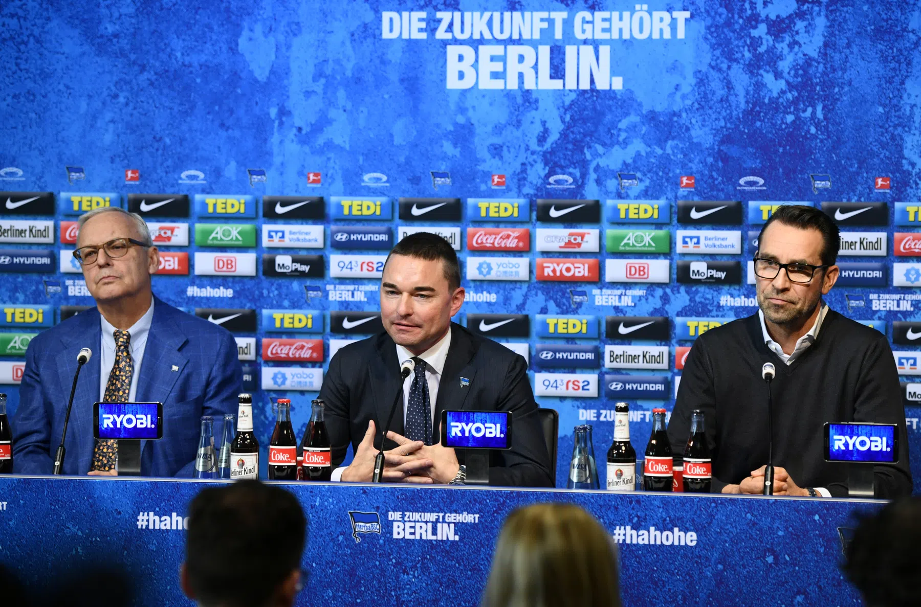 Eigenaar heeft miljardenschuld, maar Hertha krijgt zijn geld