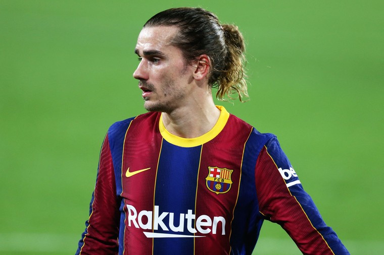 Griezmann en Dembélé reageren op video en spreken racisme tegen