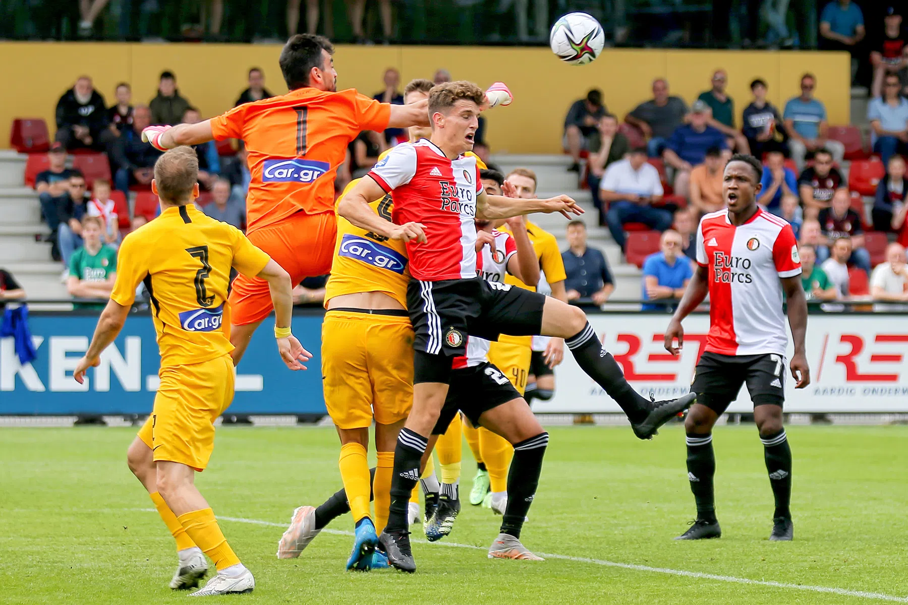 Feyenoord op weg met hoge intensiteit en een dik transferdossier 