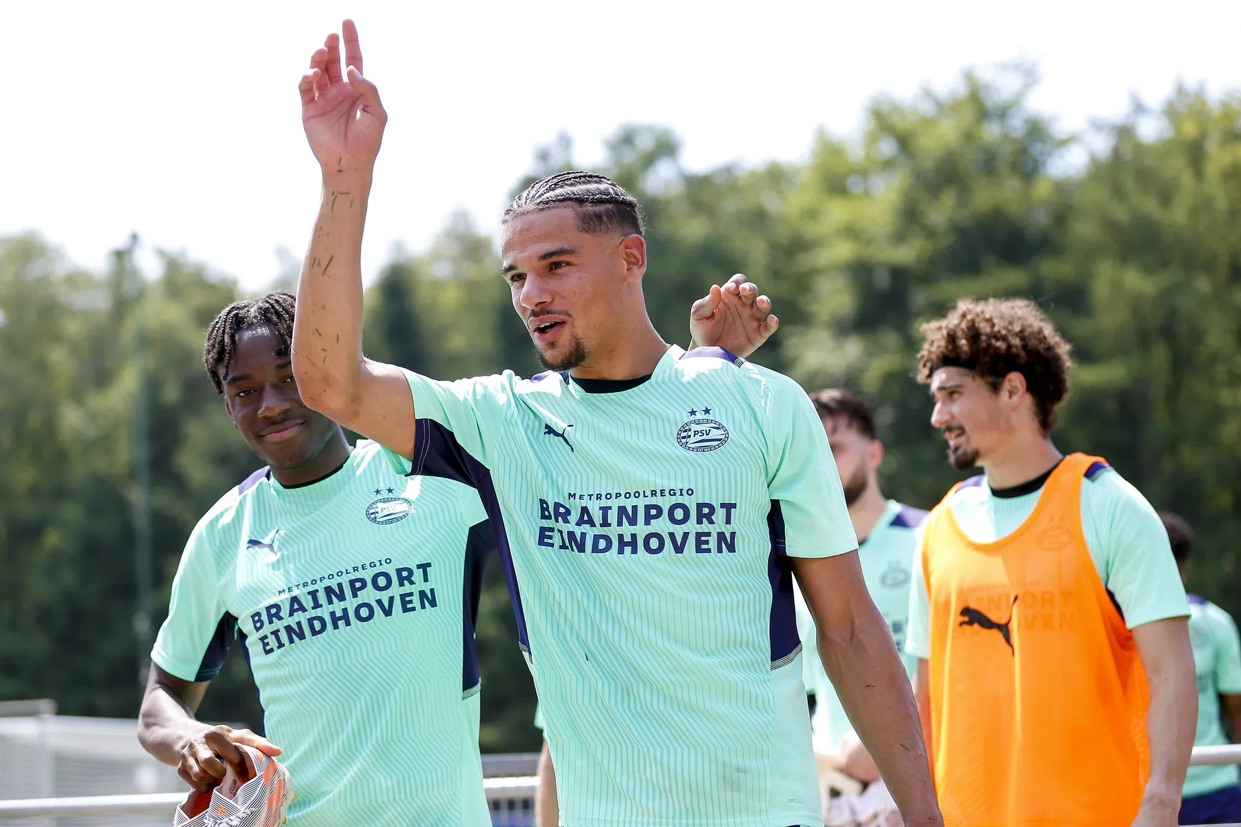 Obispo wil wachten met verlengen van PSV-contract