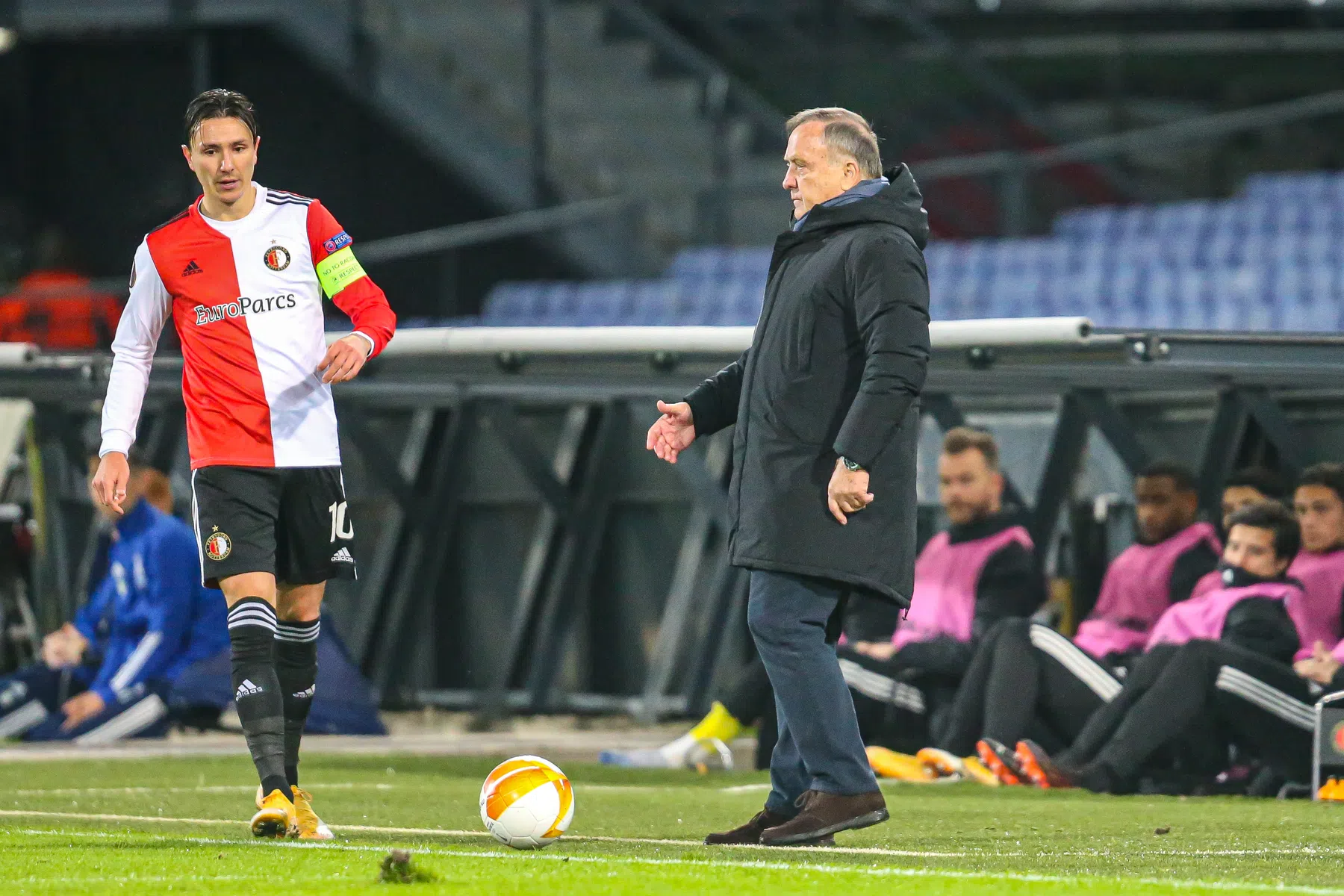 Advocaat openhartig over botsing met Feyenoord-spelers: 'Was niet goed genoeg'