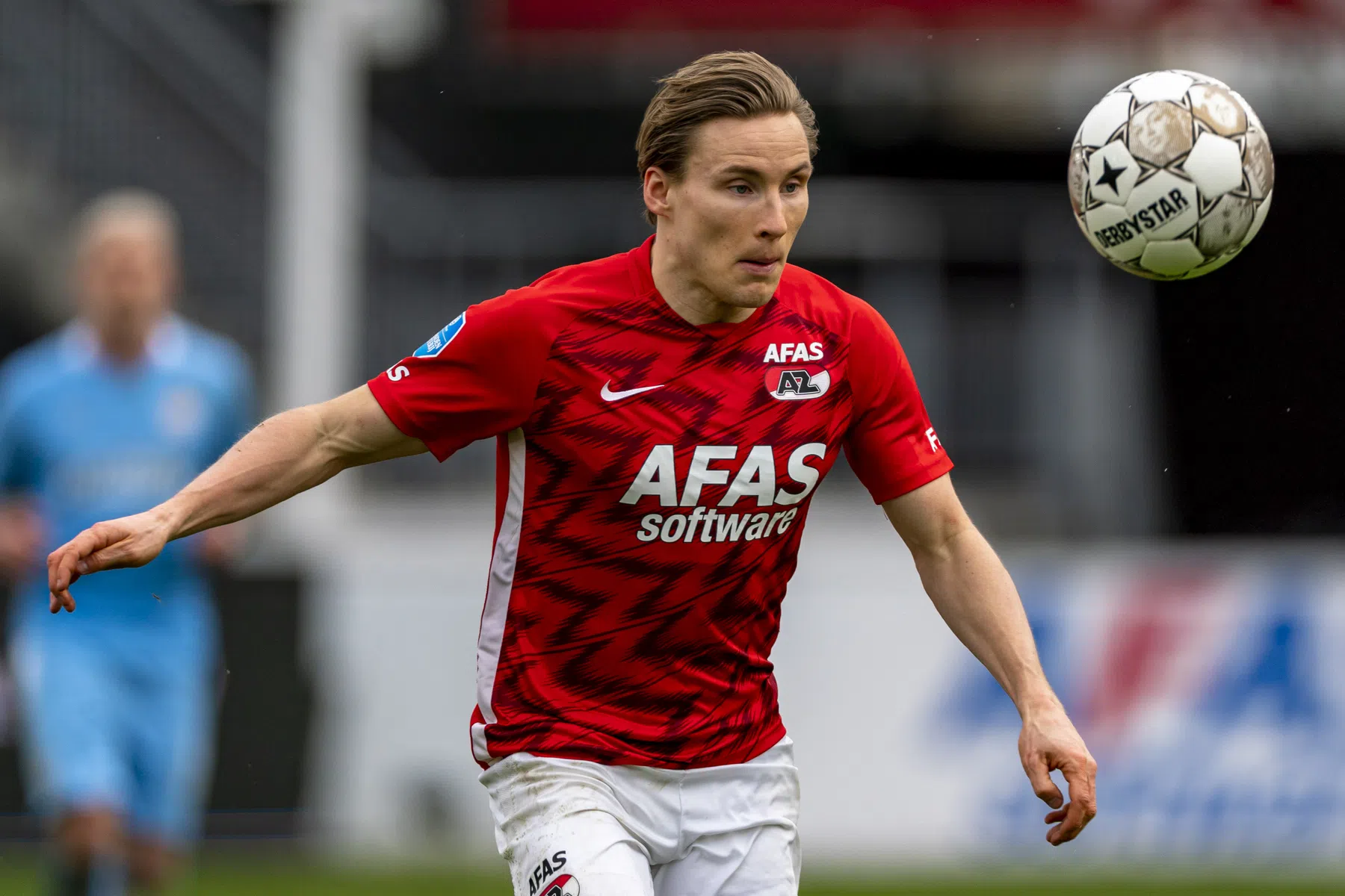 AZ moet verder zoeken: Svensson wordt ploeggenoot van Balotelli