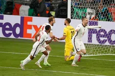 Thumbnail for article: Shaw bezorgt Engeland droomstart met eeuwigheidswaarde