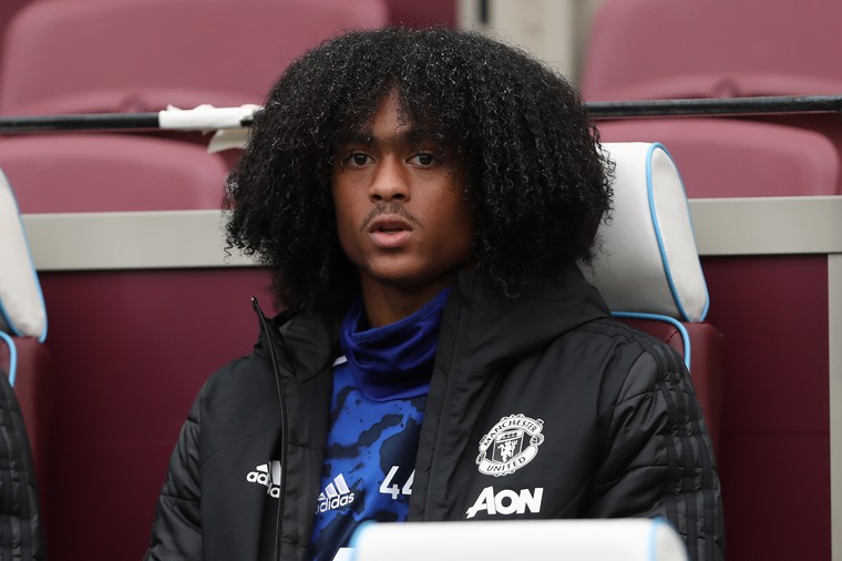 Chong is verhuurd, maar speelt, wint én scoort toch bij Manchester United