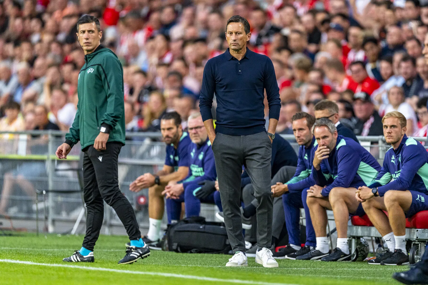 Tevreden Schmidt prijst 'dapper, maar nog niet perfect' PSV