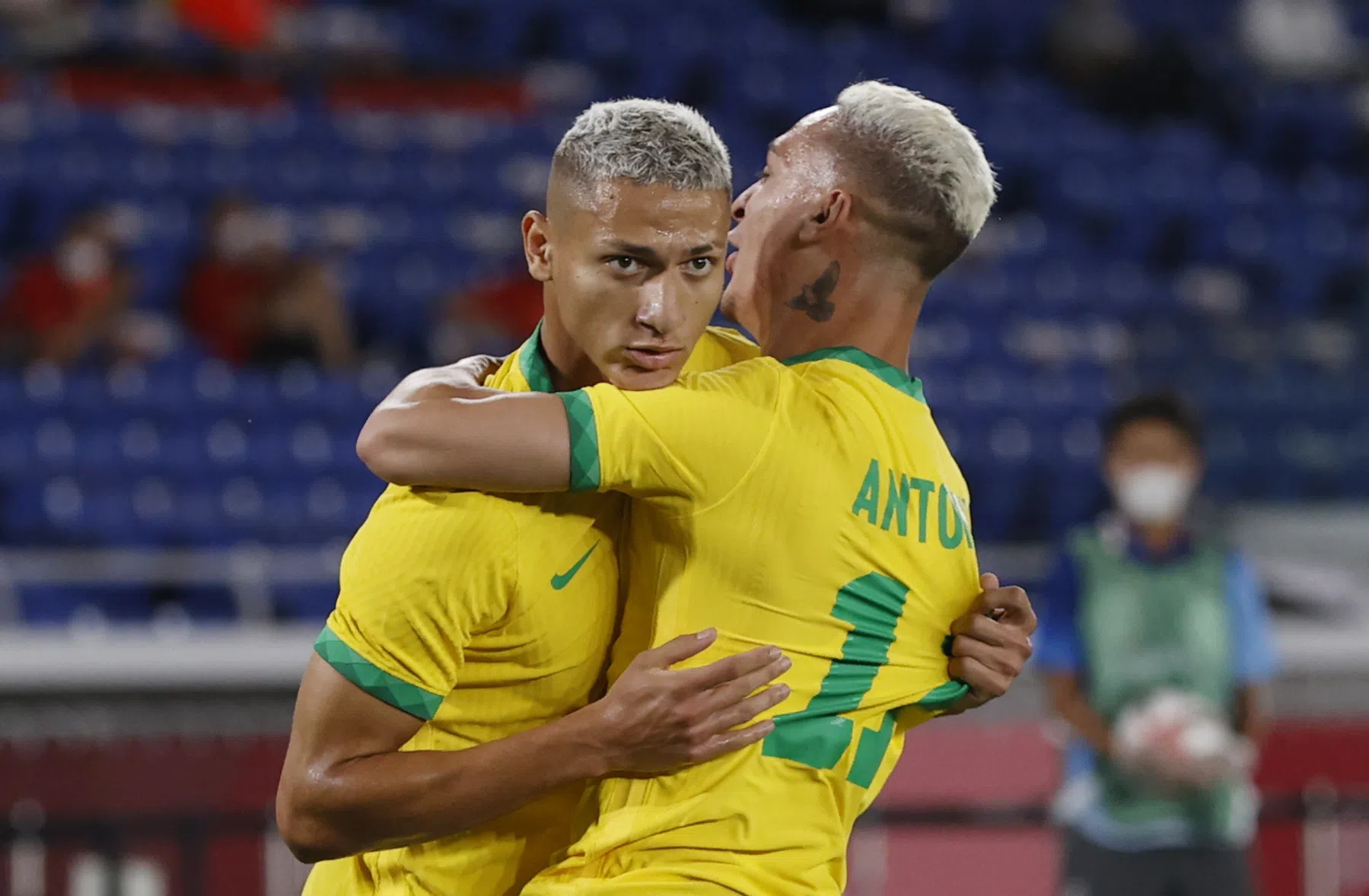 Antony legt basis voor bliksemstart Brazilië