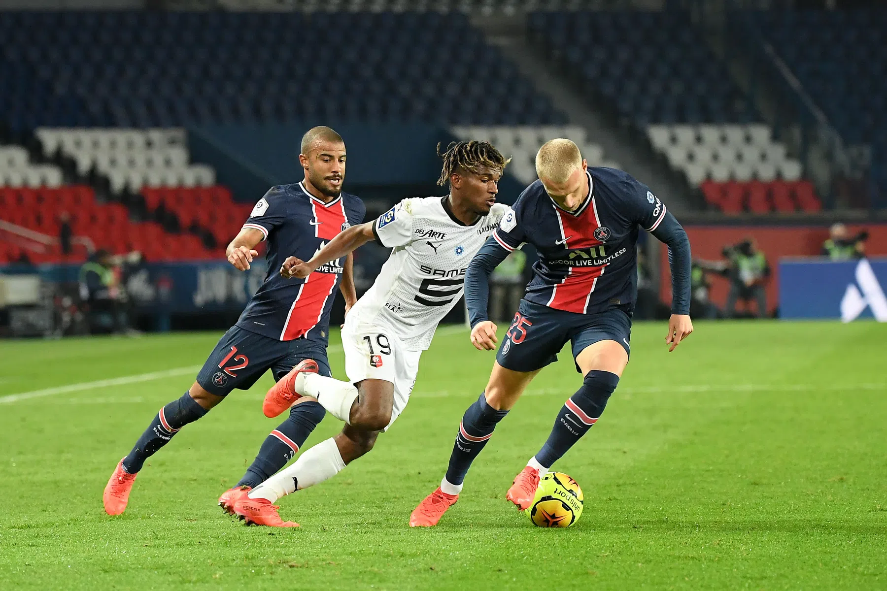 Soap rond voormalig Ajax-target Sulemana drijft 'magisch' talent naar Vitesse