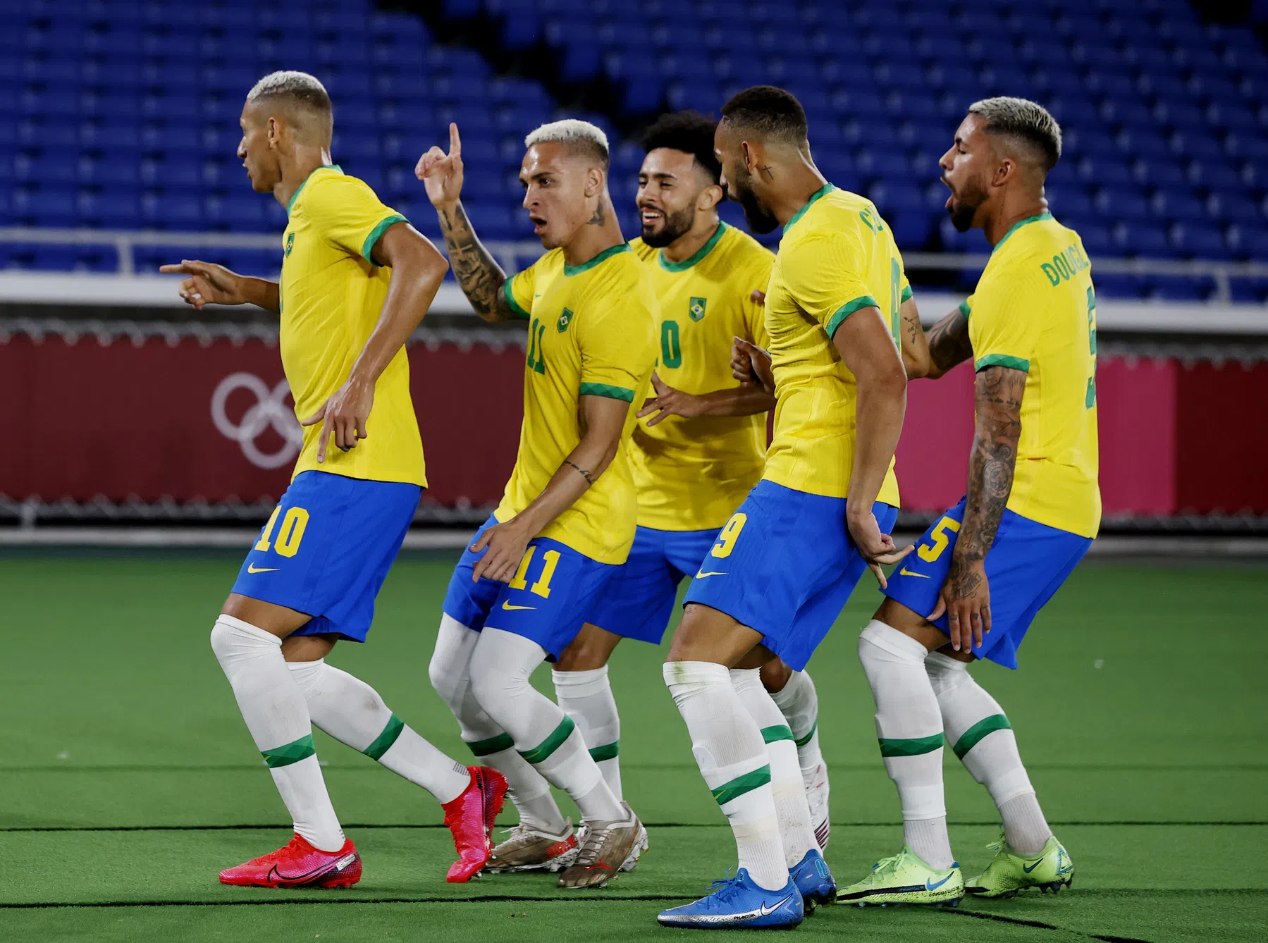 Richarlison zet Duitsland te kijk met hattrick