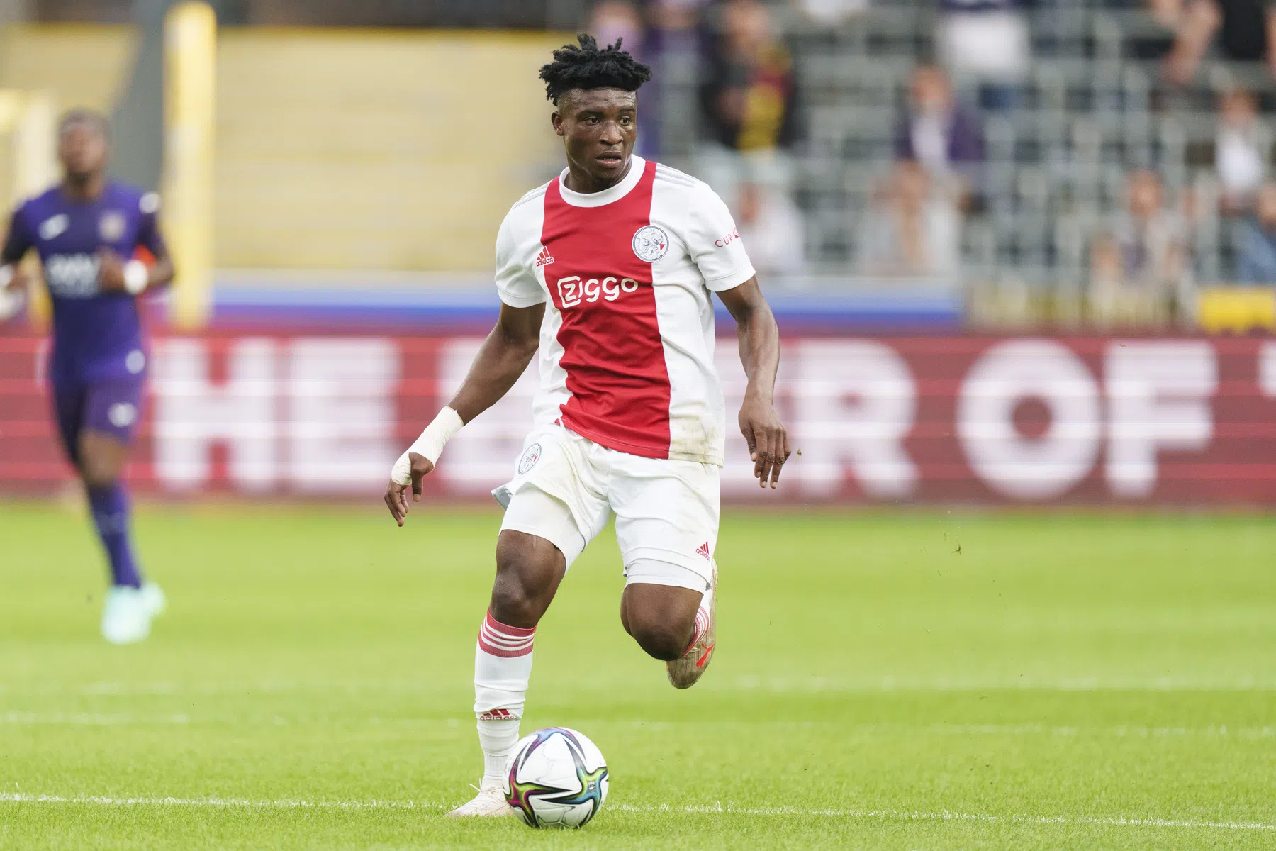 Ajax komt met uitleg over later aangesloten Kudus