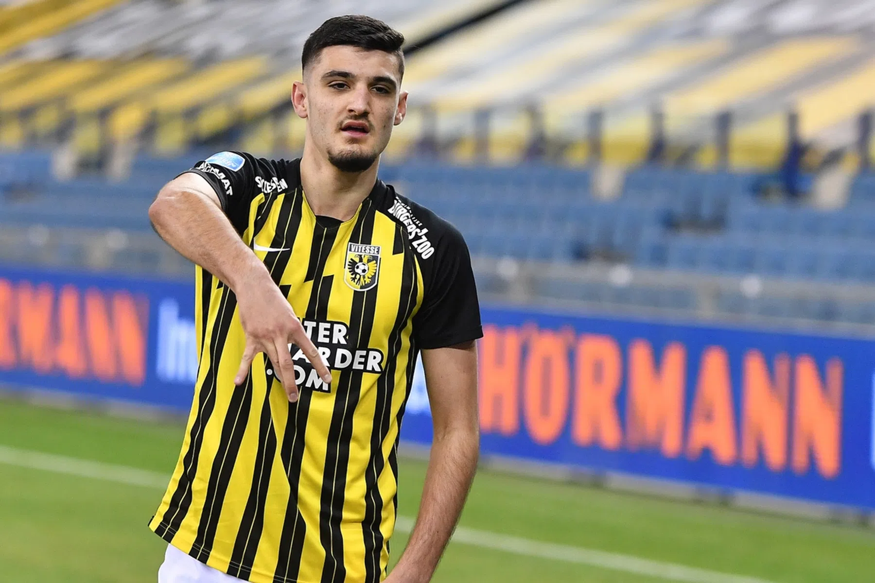 Voormalig spelers Vitesse en Roda JC leiden Chelsea naar oefenzege
