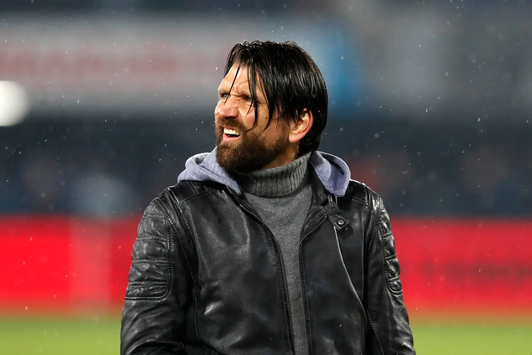 Selectie Esbjerg zegt vertrouwen op in Hyballa, eigenaar reageert: 'Belachelijk'