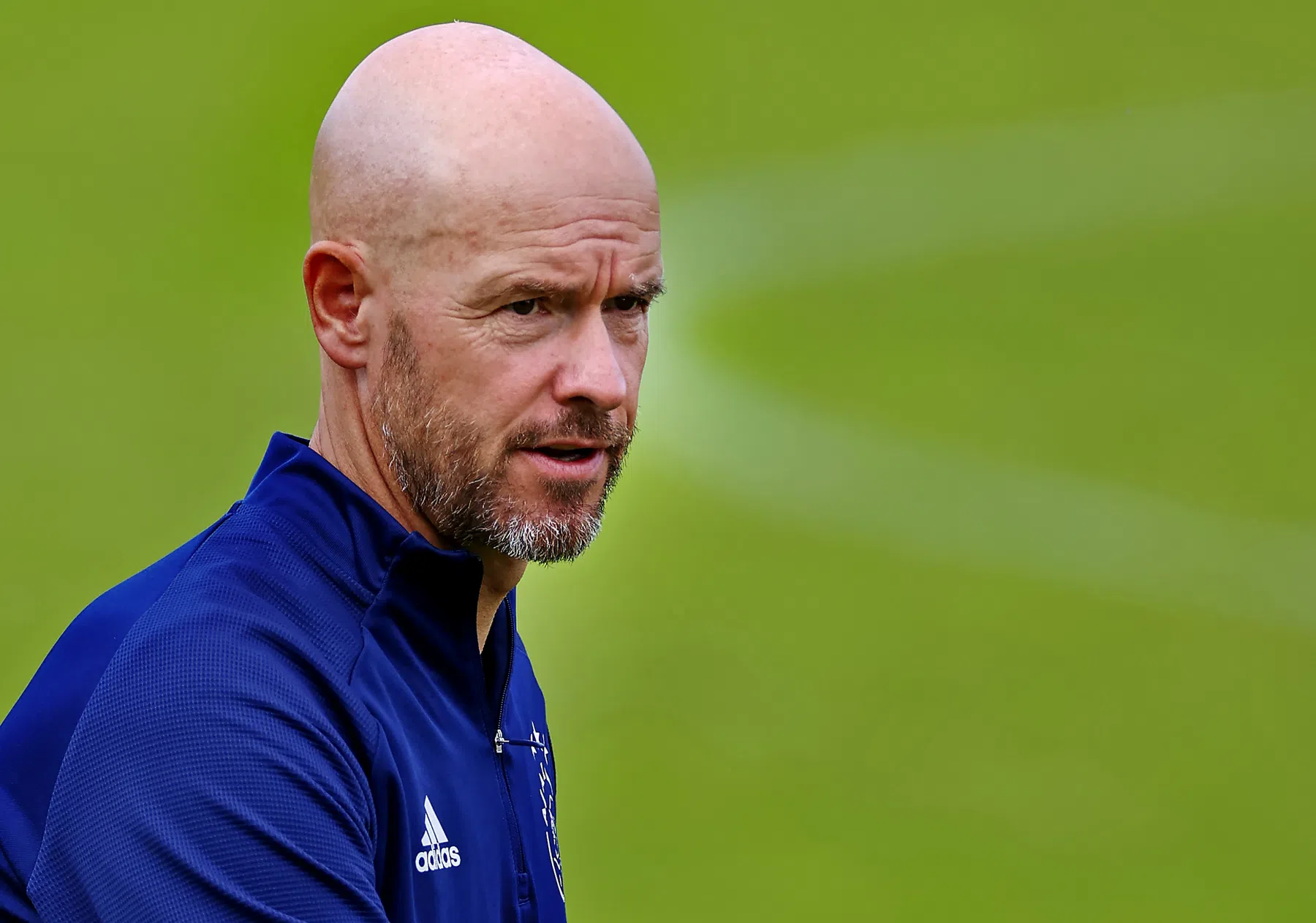 Ten Hag ziet Ajax als duidelijke favoriet in clash met PSV: 'Natuurlijk'