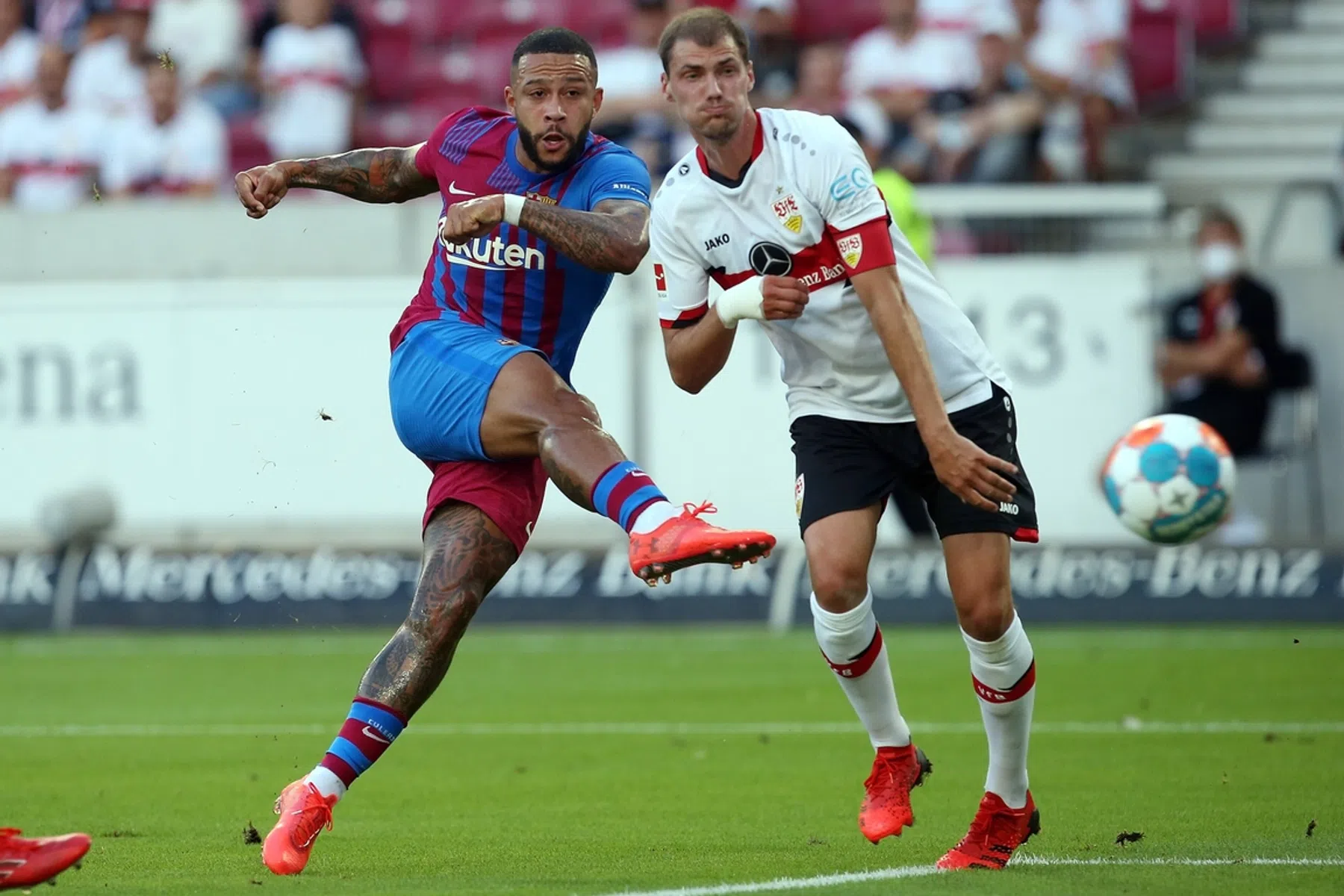 Memphis Depay is de opvolger van Lionel Messi