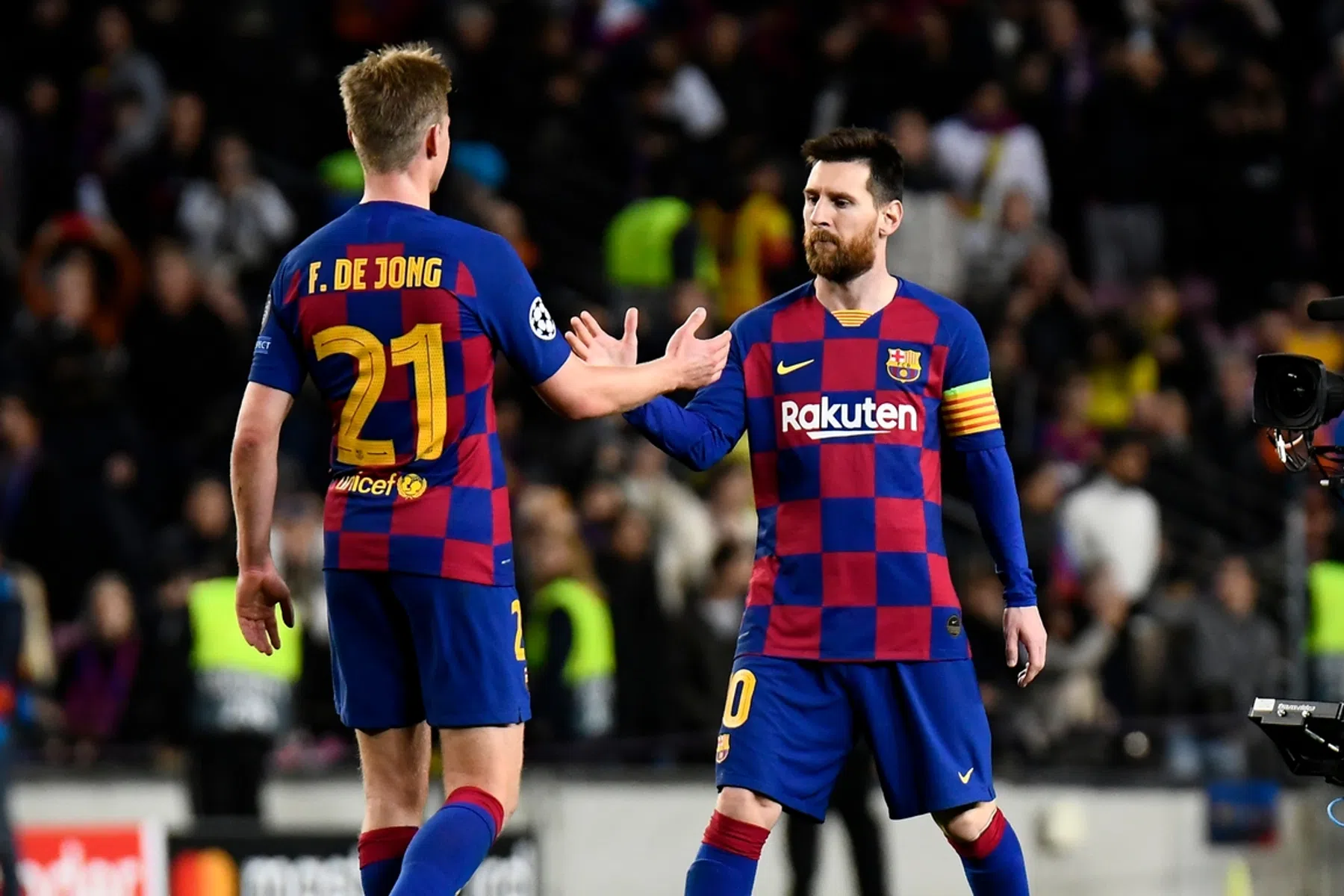 Frenkie de Jong gaat weer via de televisie genieten van Messi