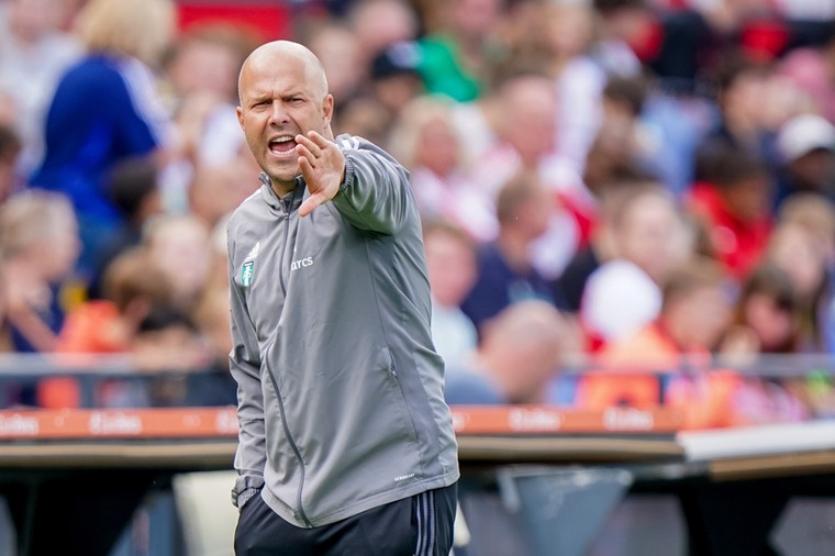 Slot sleutelt in prestigieus oefenduel niet aan opstelling Feyenoord