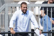 Thumbnail for article: 'Voetbalfanaat' Van der Vaart terug bij Esbjerg als rechterhand Hyballa