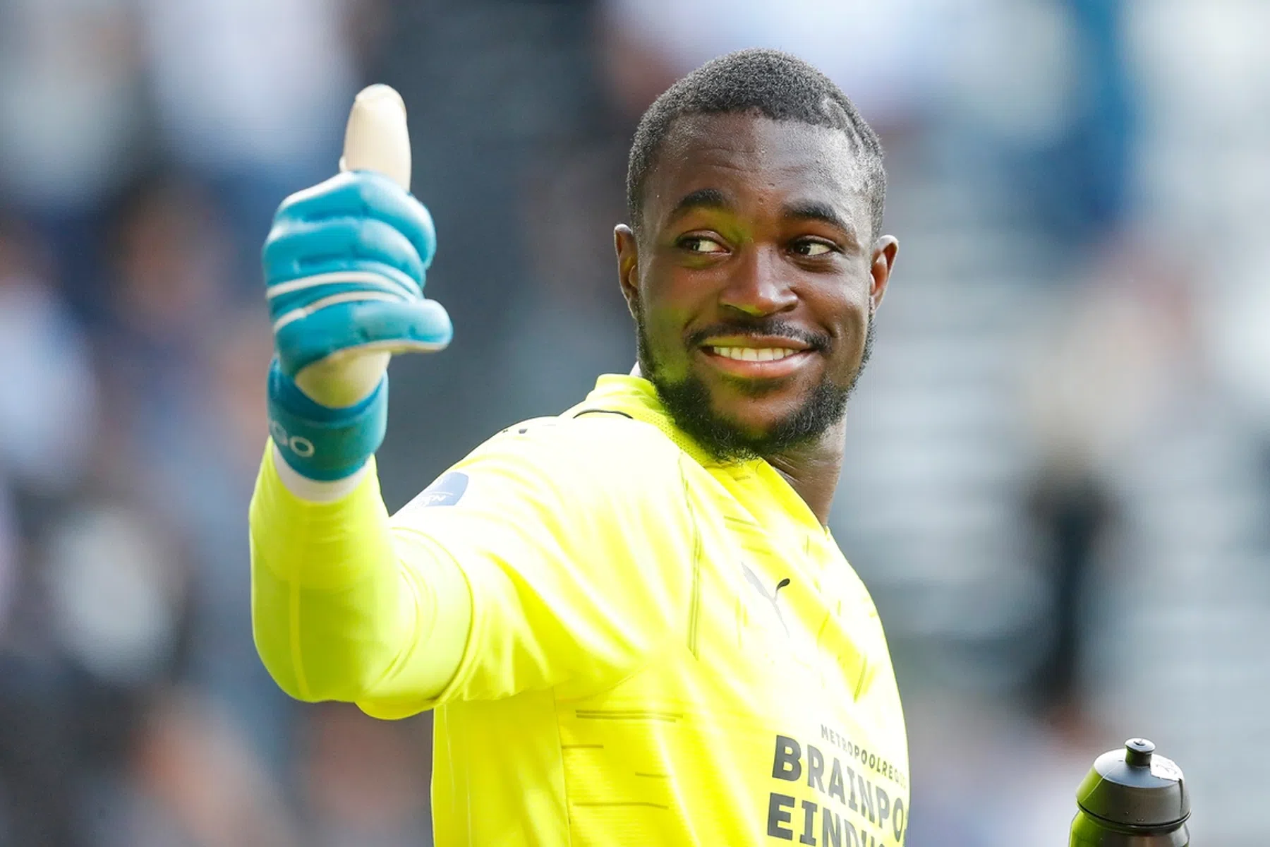 Mvogo of Drommel? Schmidt weigert te bevestigen wie eerste keeper is
