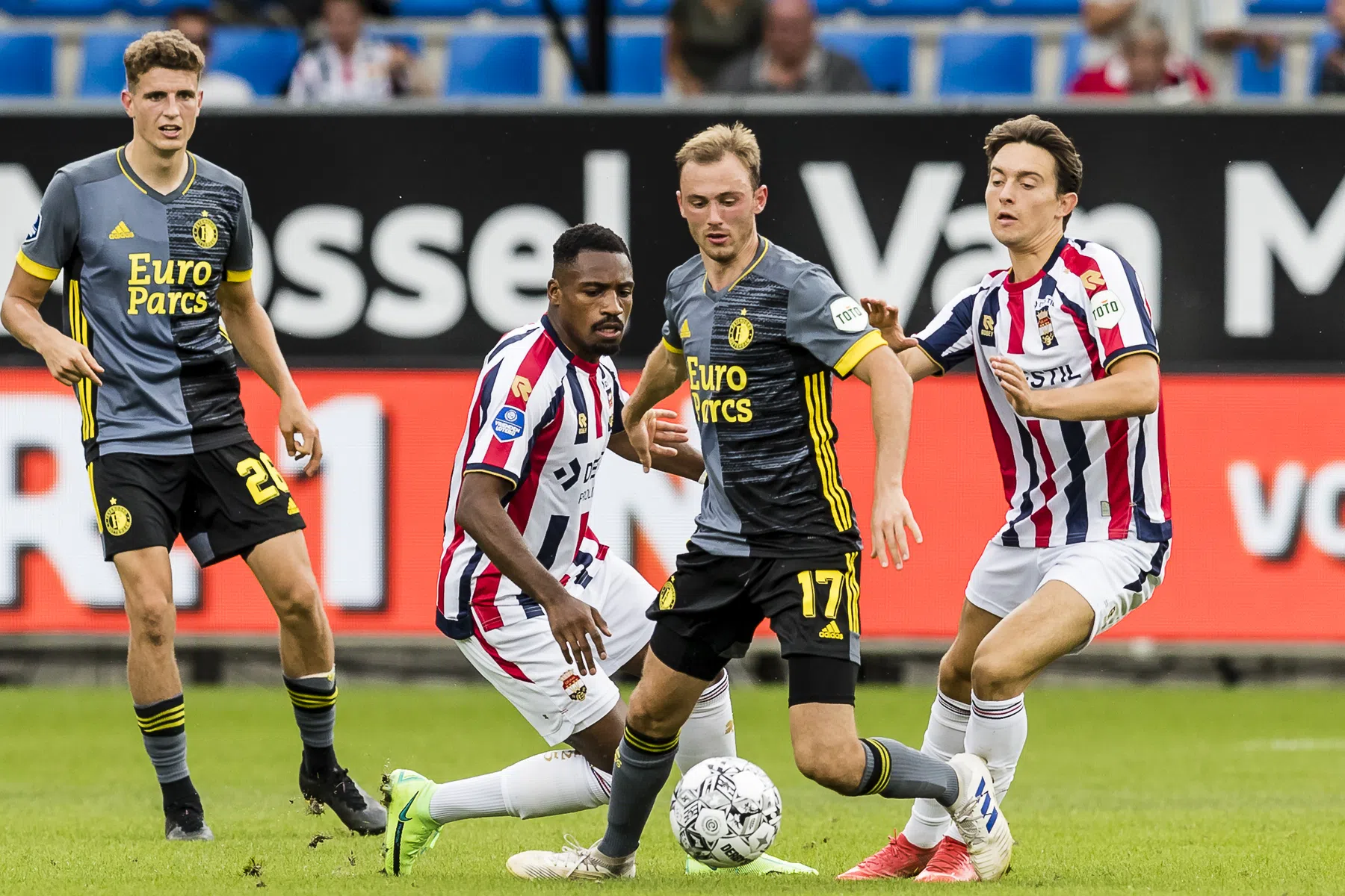 Feyenoord-aanwinst Fredrik Aursnes stelt zich voor: 'Dit is een perfecte match'