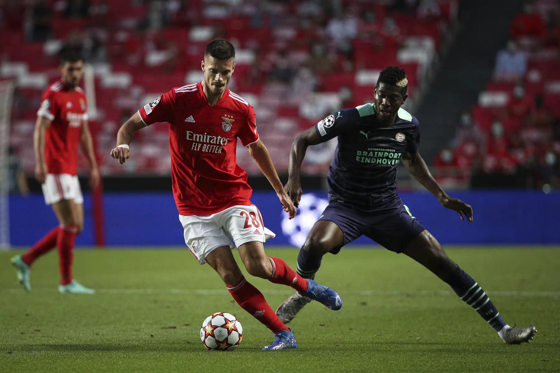 Splijtzwam Sangaré: verloor hij écht zo vaak de bal tegen Benfica?