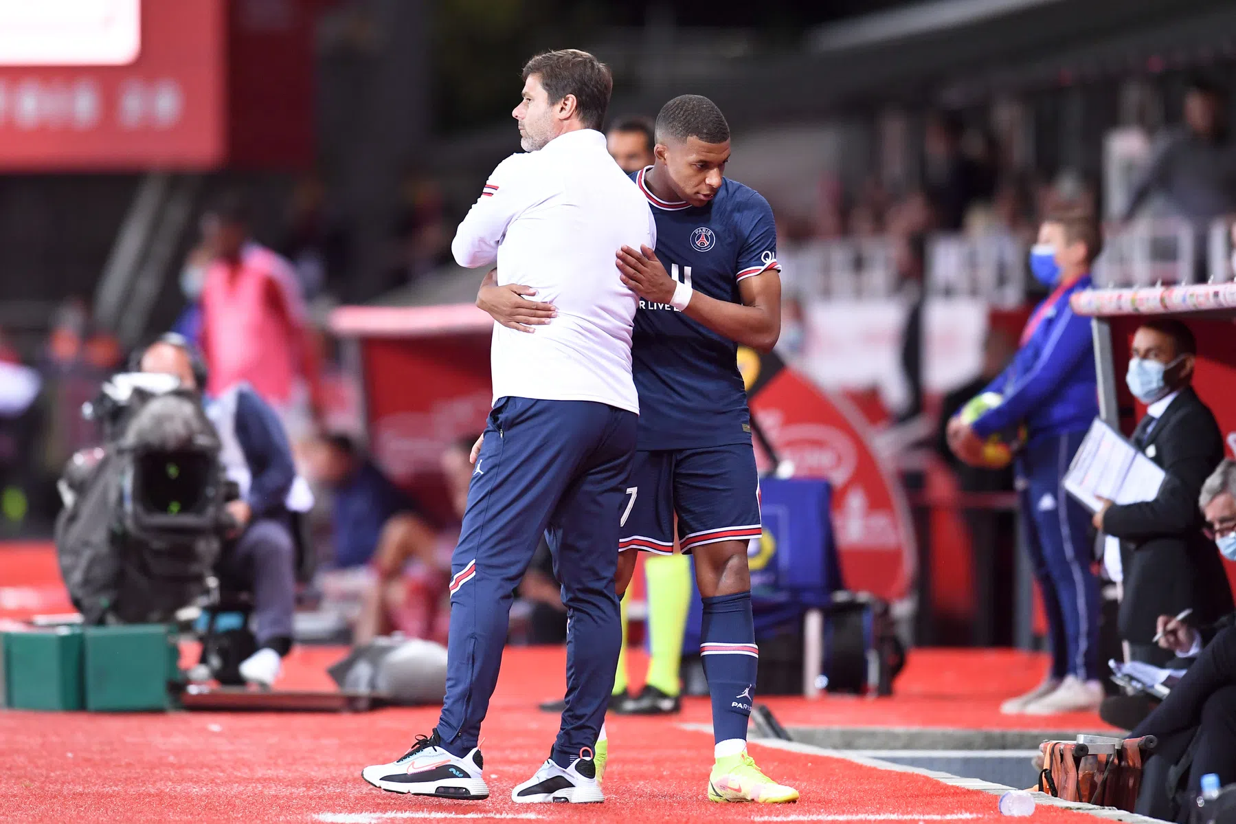 Pochettino bespreekt keuze voor Navas op doel en zijn relatie met Mbappé
