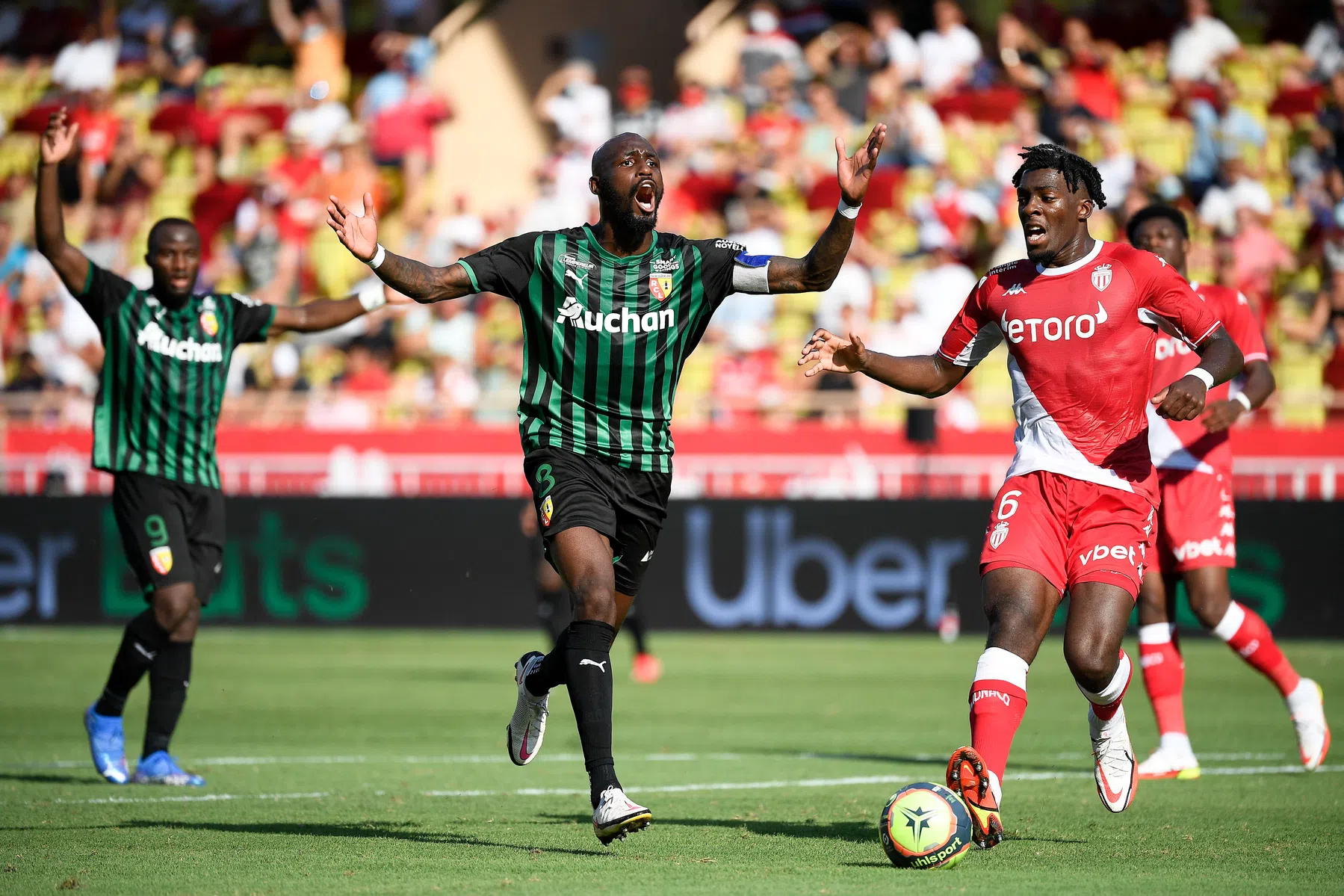 Lens verrast in Monaco en zorgt voor dramatische start Boadu